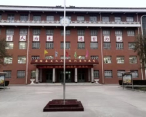 稷山縣教育科技局下屬5所初中空氣能采暖項(xiàng)目